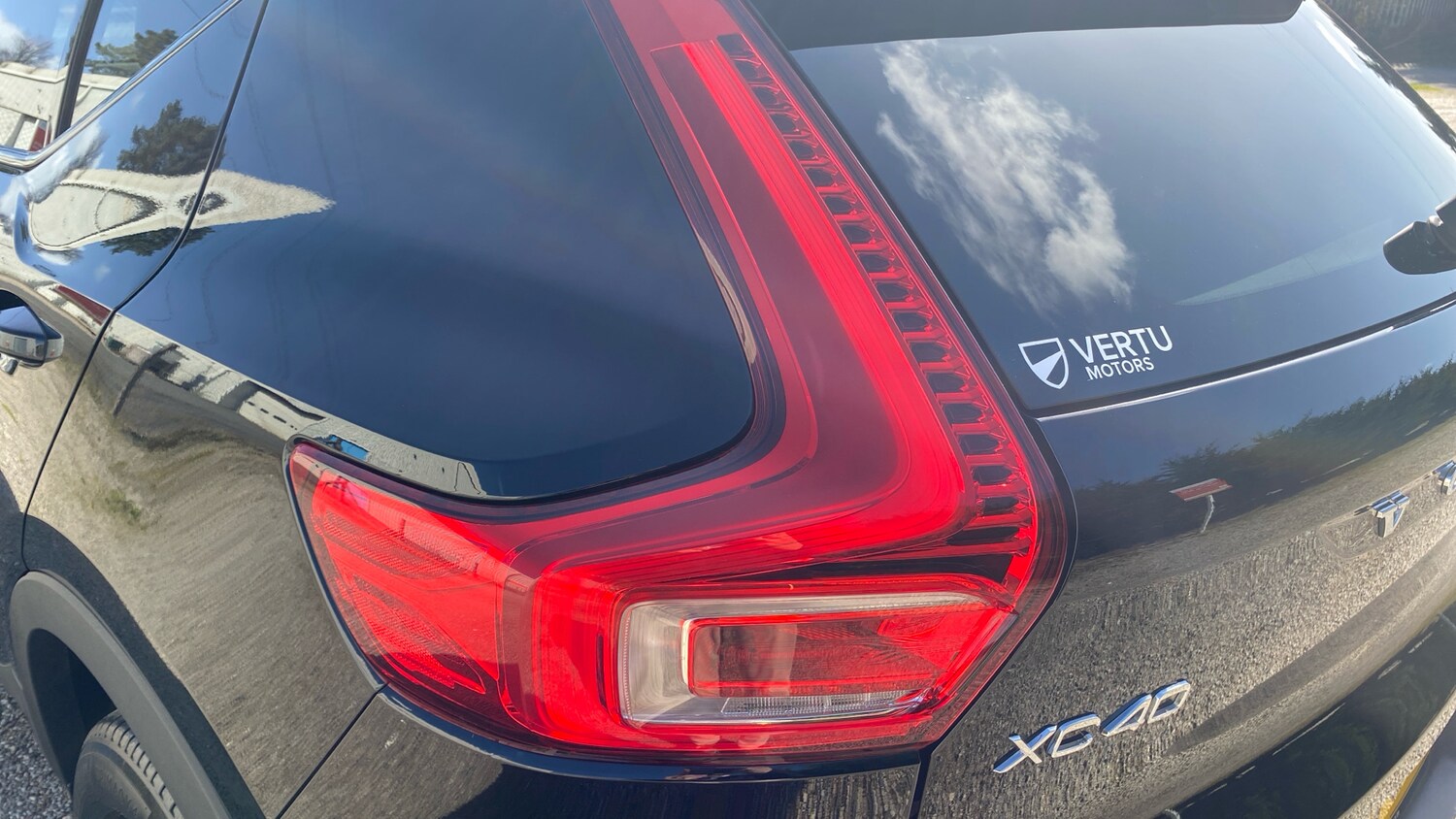 Used Volvo XC40 2023 for sale - 77901459: Photo 39