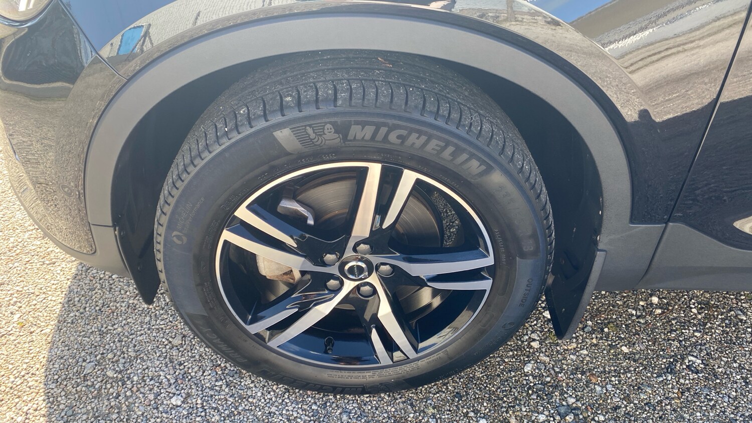 Used Volvo XC40 2023 for sale - 77901459: Photo 41