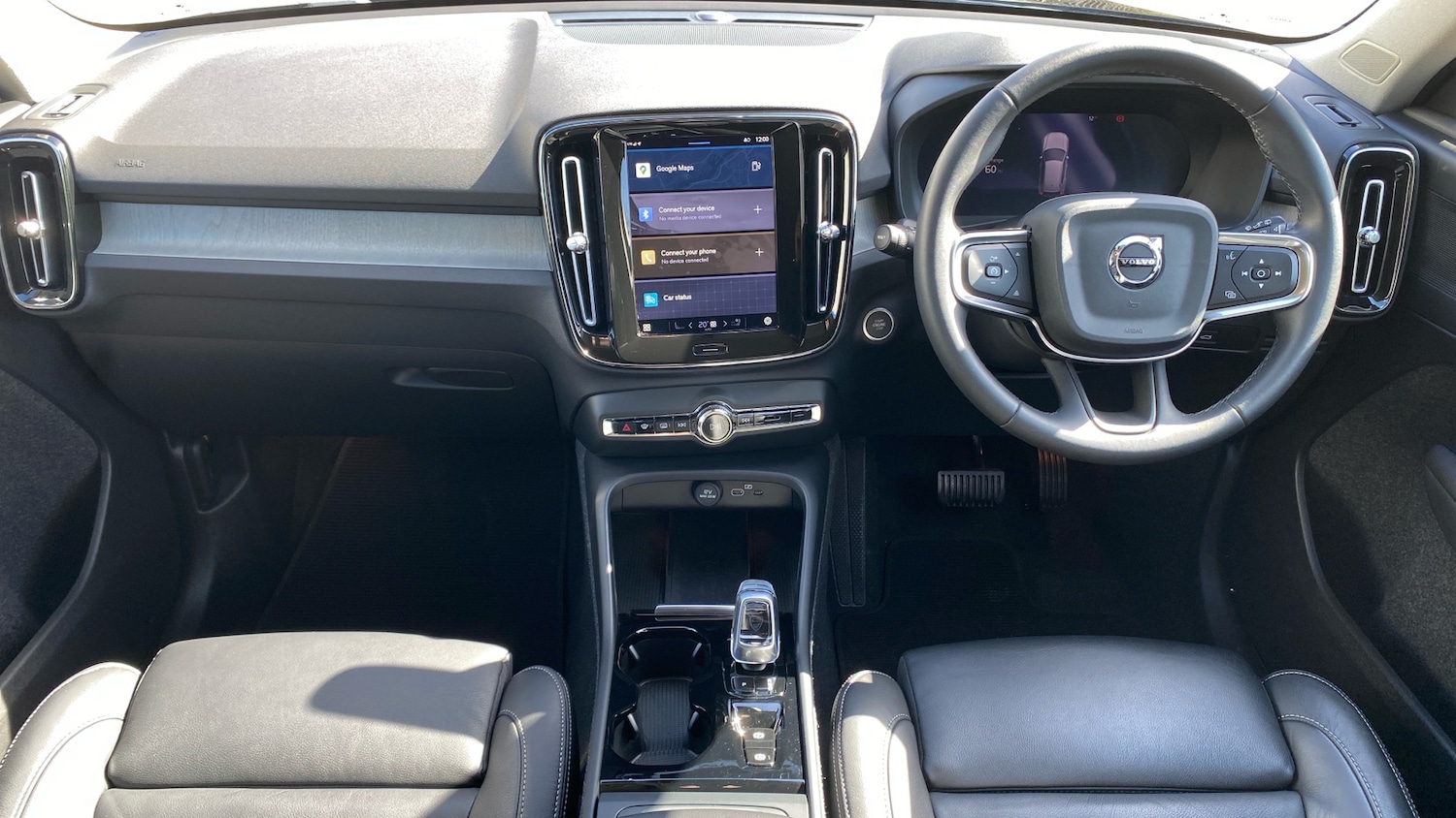 Used Volvo XC40 2023 for sale - 77901459: Photo 5