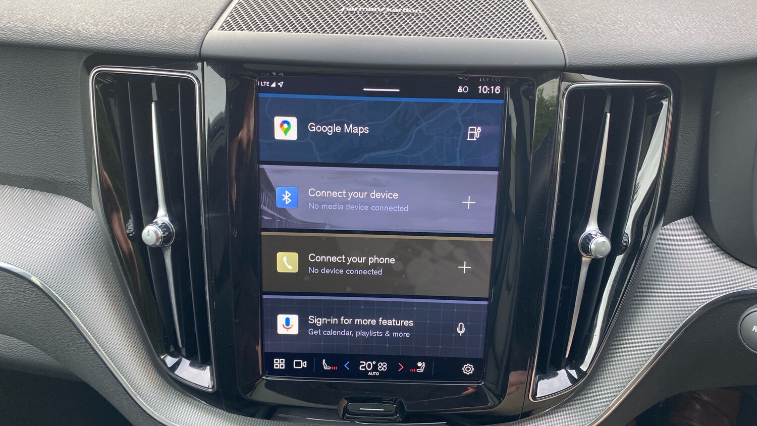 Used Volvo XC60 2023 for sale - 76653233: Photo 12