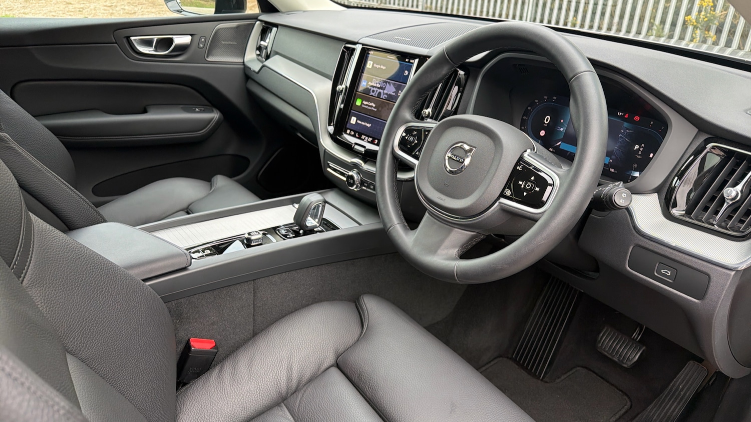 Used Volvo XC60 2024 for sale - 77459616: Photo 4