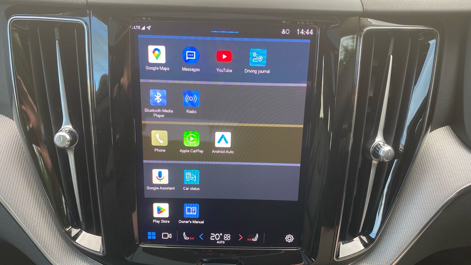 Used Volvo XC60 2022 for sale - 77168437: Photo 12