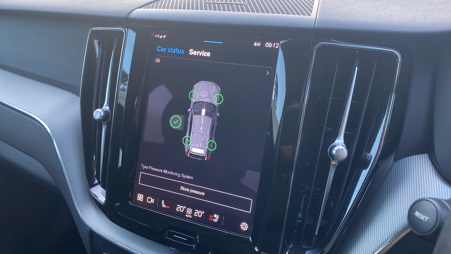 Used Volvo XC60 2023 for sale - 76653330: Photo 12