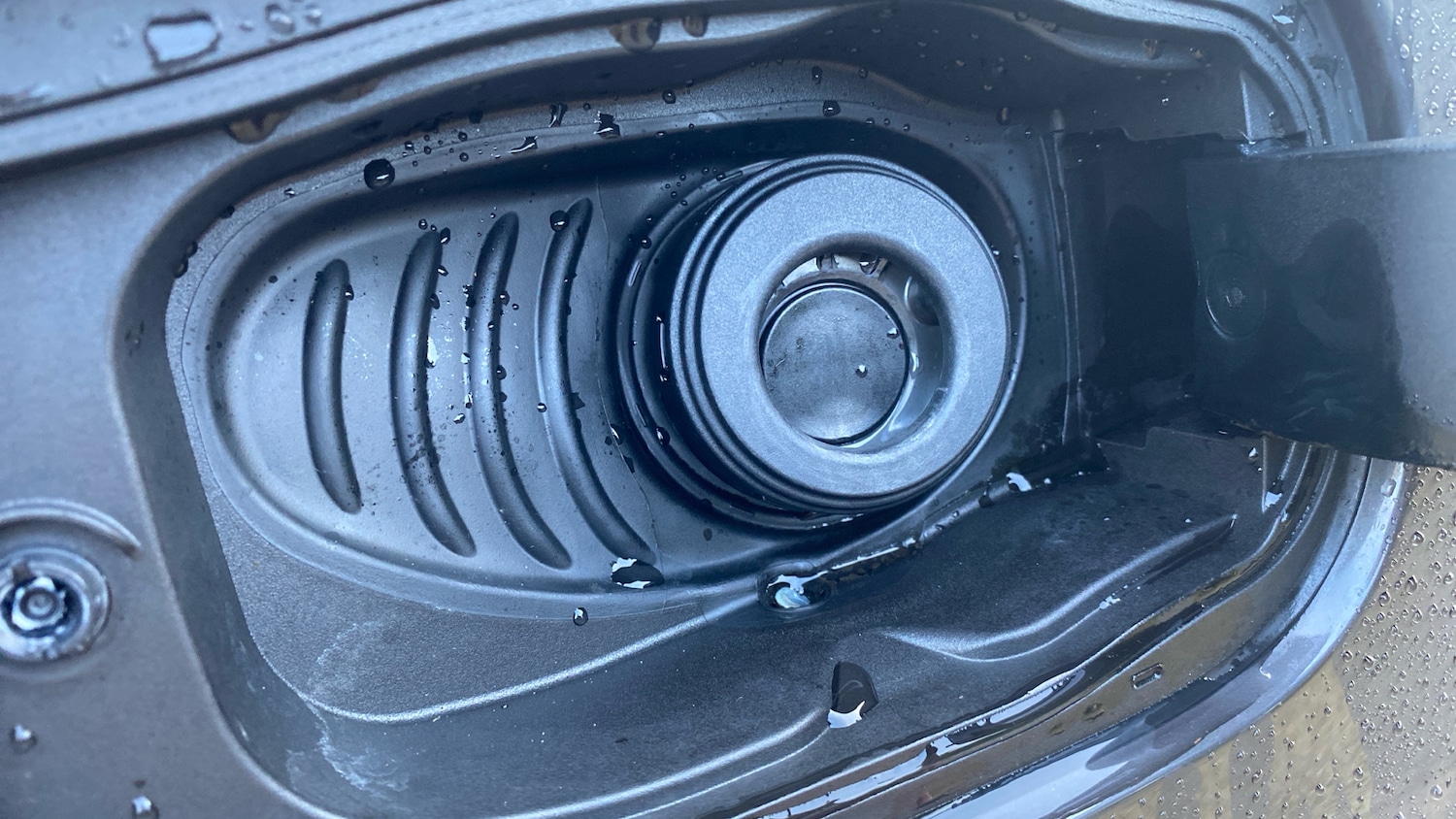 Used Volvo XC60 2023 for sale - 76653330: Photo 15