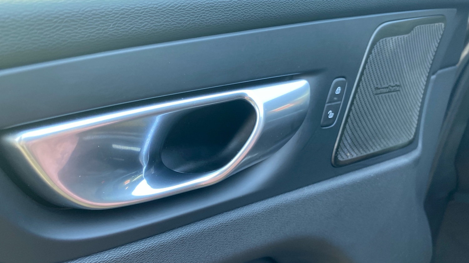 Used Volvo XC60 2023 for sale - 76653330: Photo 40