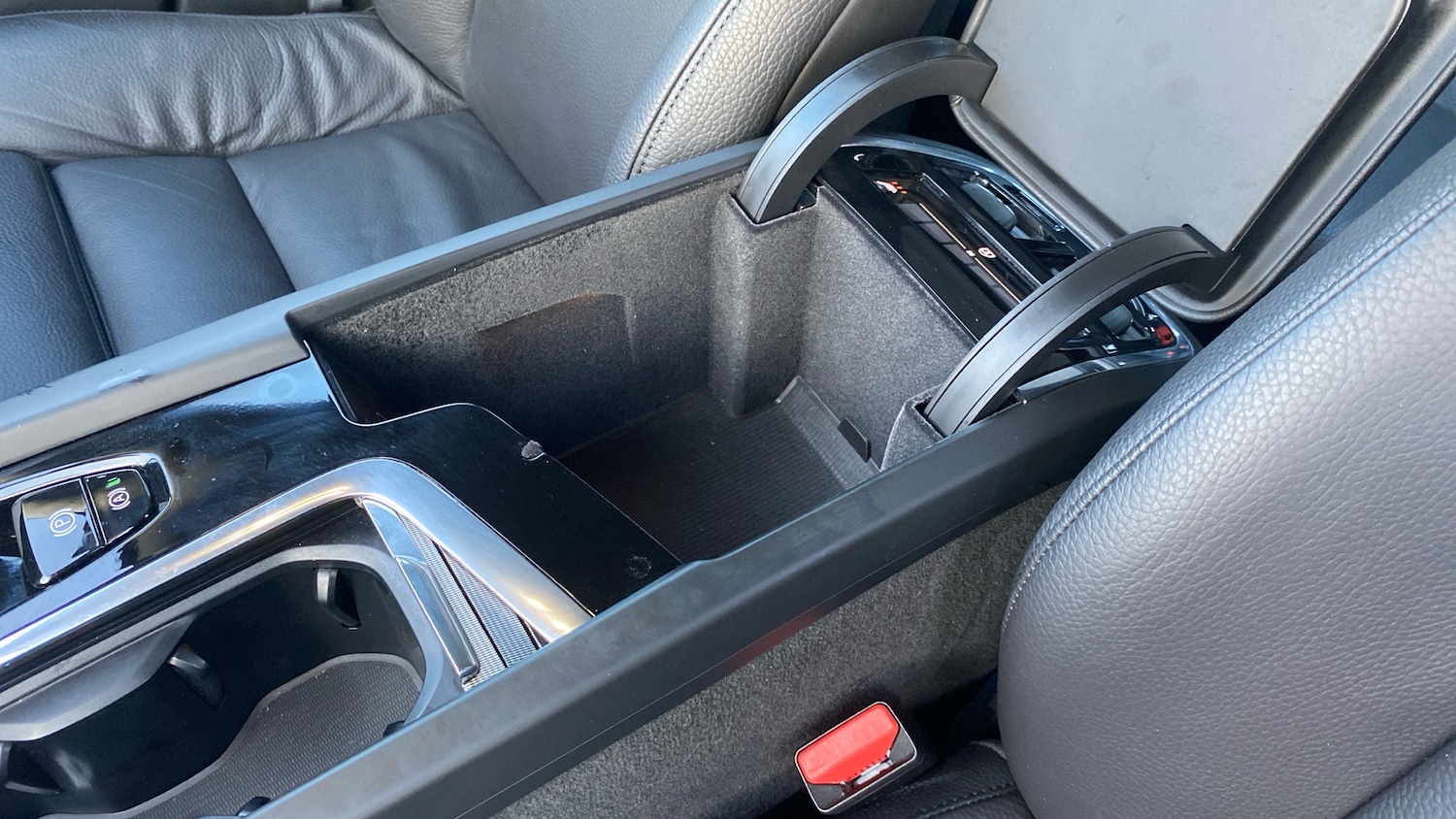 Used Volvo XC60 2023 for sale - 76653330: Photo 51