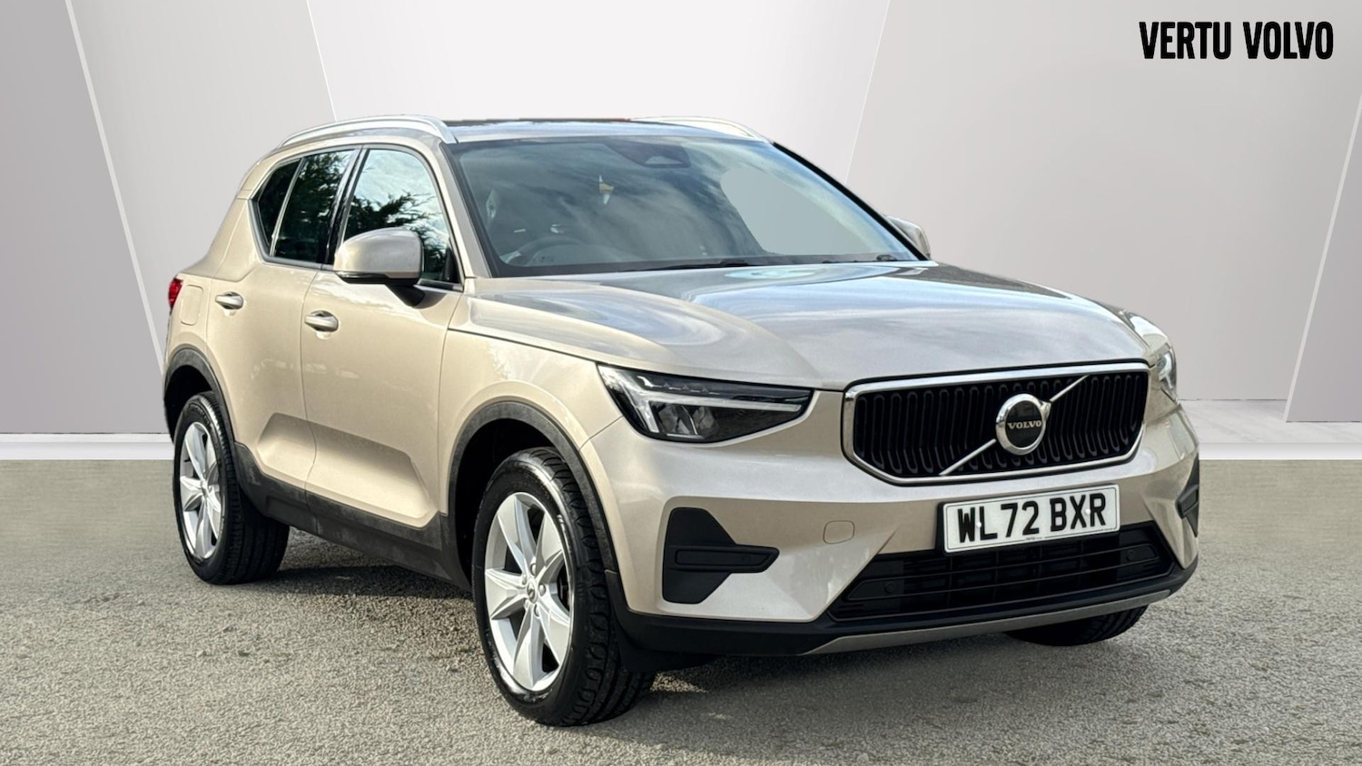 Used Volvo XC40 2023 for sale - 76653282: Photo 1