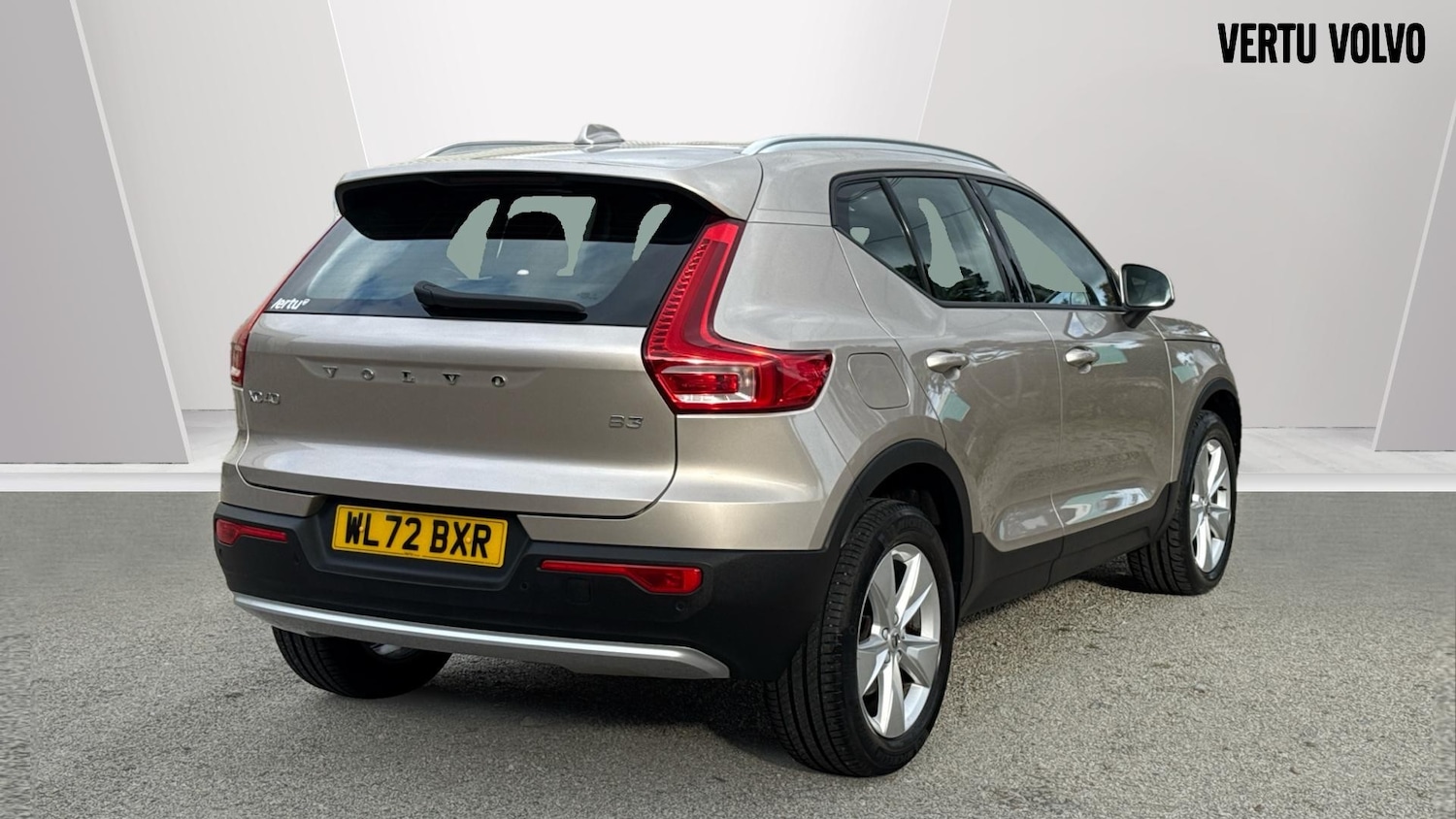 Used Volvo XC40 2023 for sale - 76653282: Photo 7