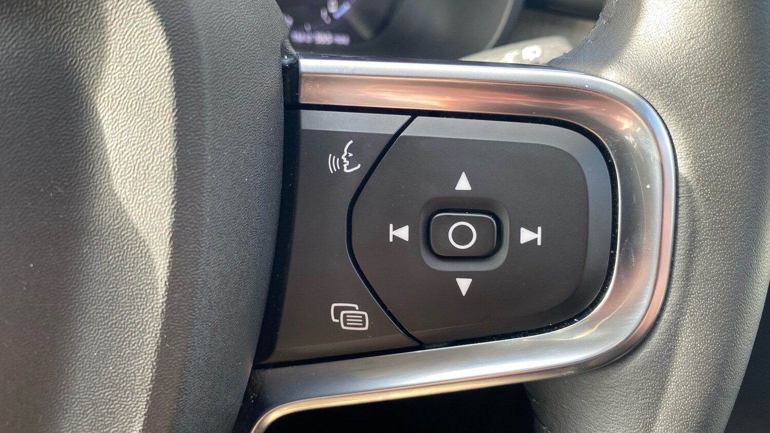 Used Volvo XC40 2021 for sale - 77702581: Photo 22