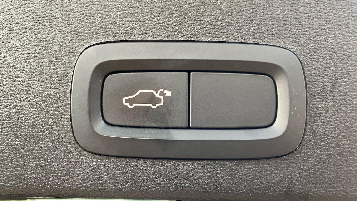 Used Volvo XC40 2021 for sale - 77702581: Photo 35