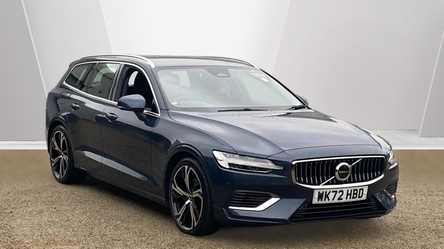 Used Volvo V60 2022 for sale - 76653296: Photo 1