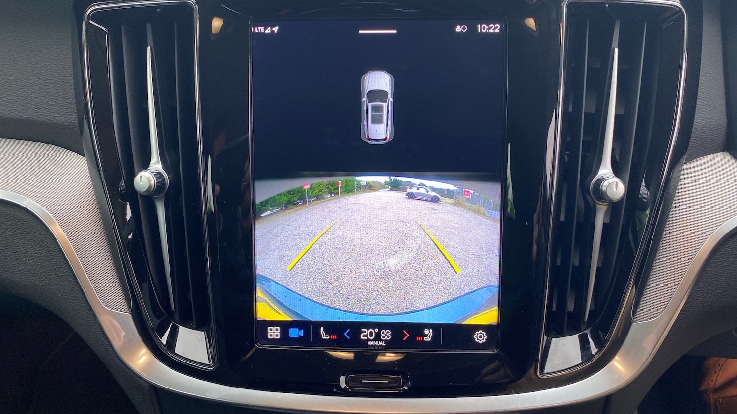 Used Volvo V60 2022 for sale - 76653296: Photo 17