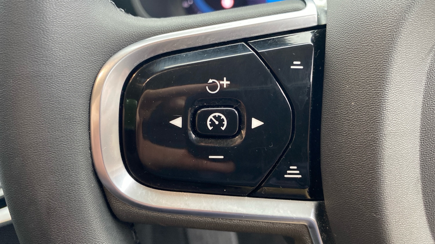 Used Volvo V60 2022 for sale - 76653296: Photo 19