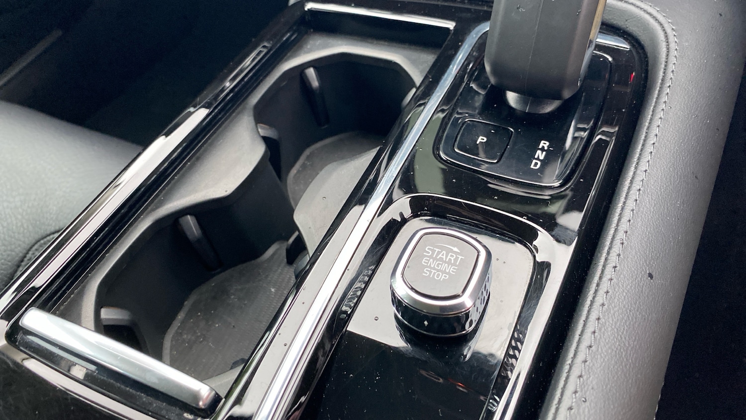 Used Volvo V60 2022 for sale - 76653296: Photo 25