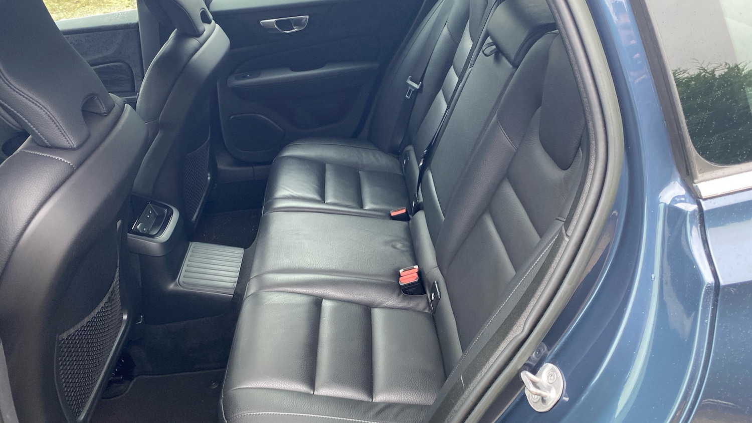 Used Volvo V60 2022 for sale - 76653296: Photo 30