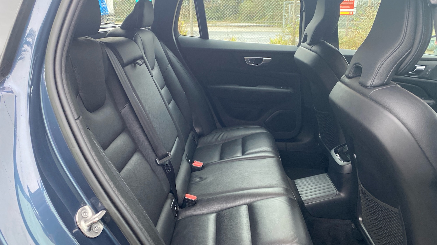 Used Volvo V60 2022 for sale - 76653296: Photo 6