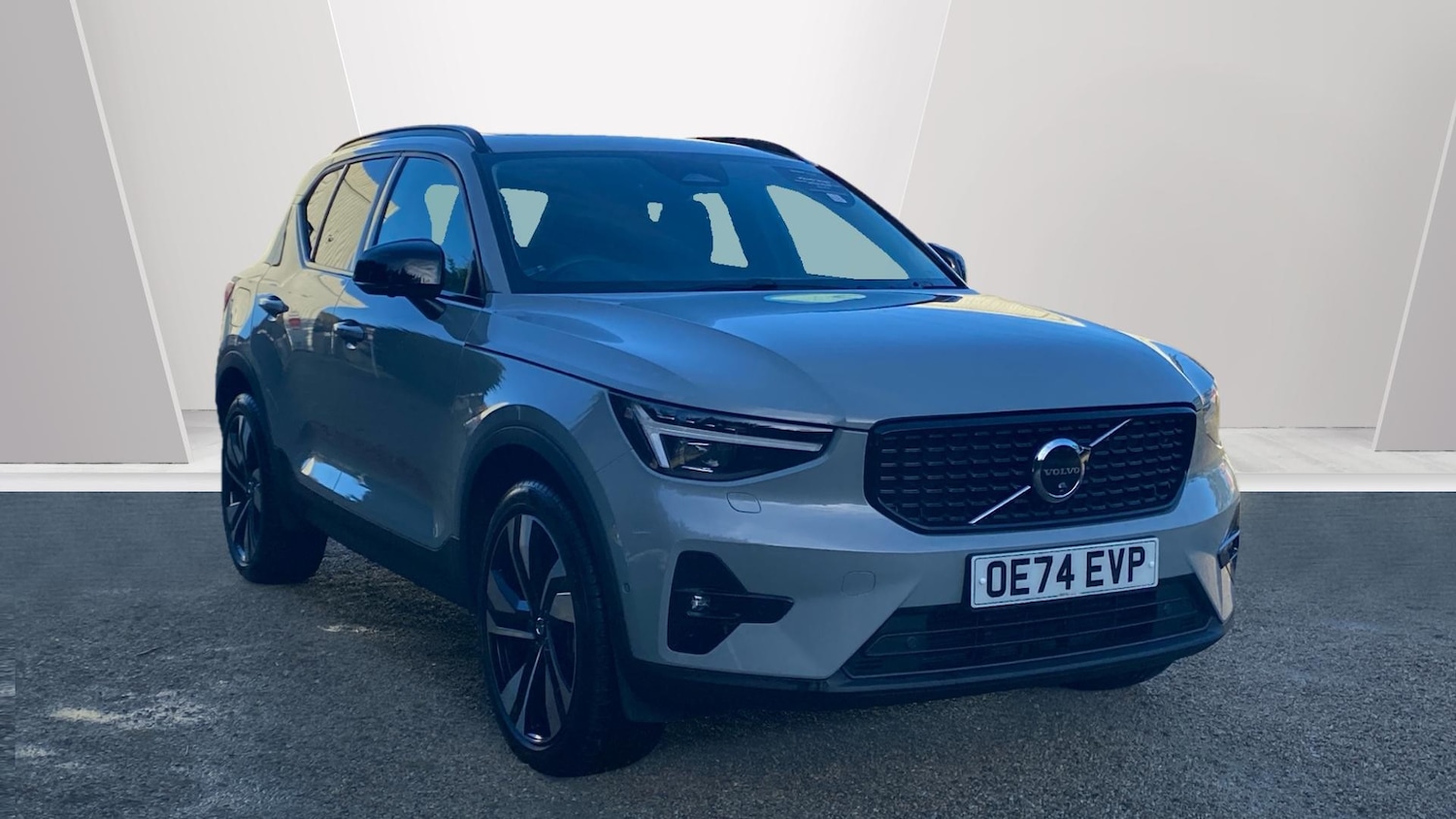 Used Volvo XC40 2024 for sale - 76653314: Photo 1
