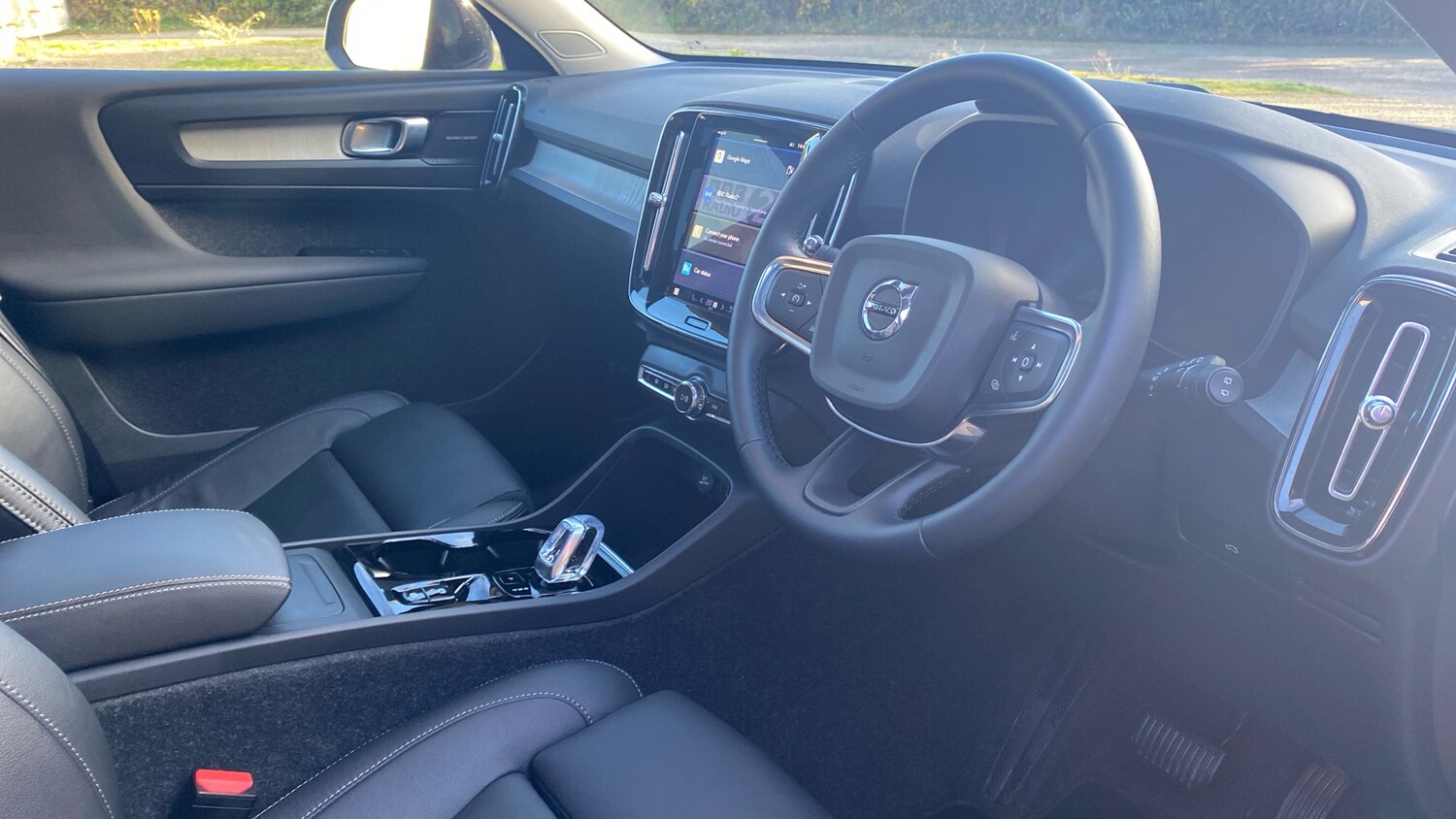 Used Volvo XC40 2024 for sale - 76653314: Photo 4