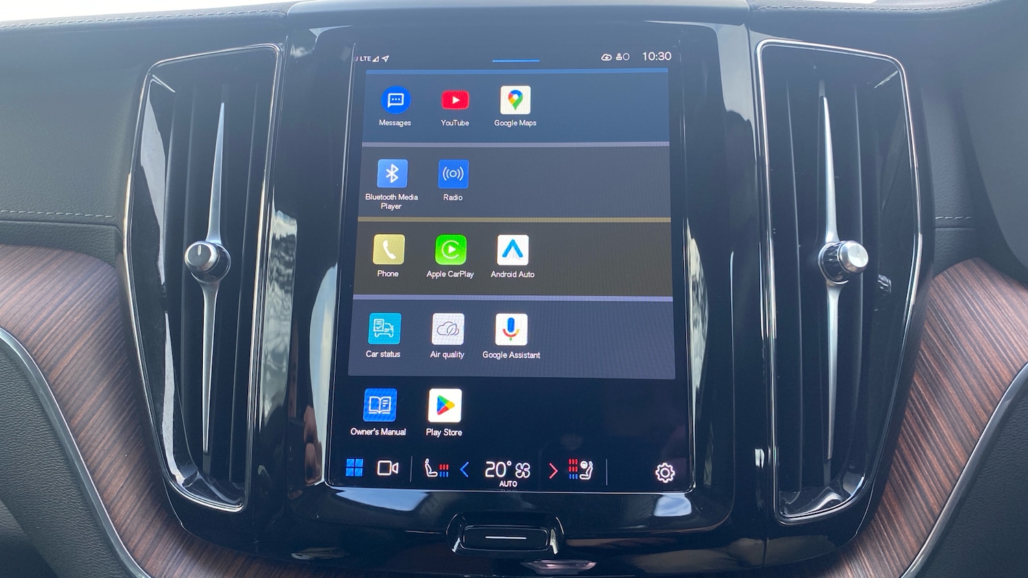 Used Volvo XC60 2023 for sale - 77326758: Photo 12