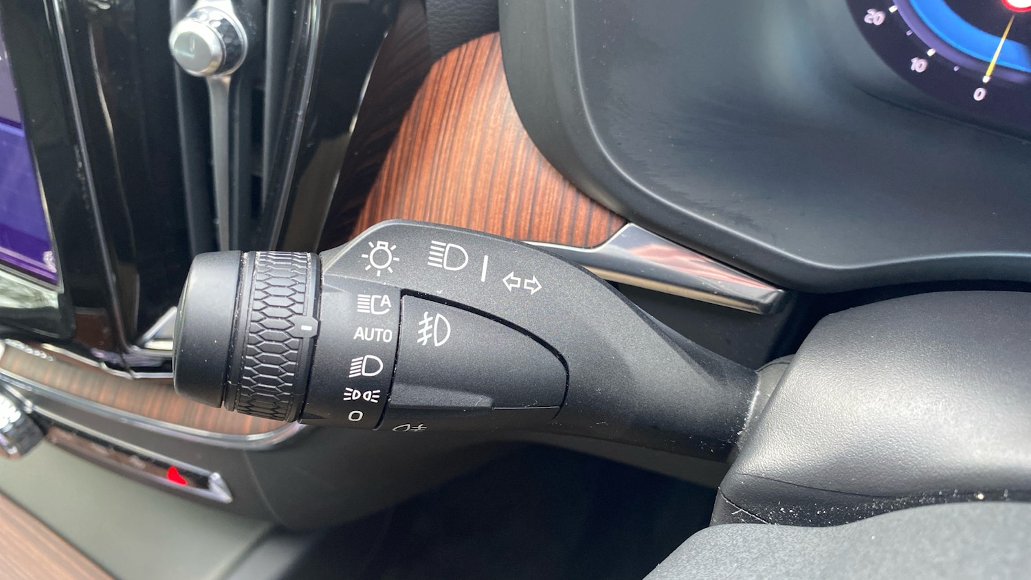 Used Volvo XC60 2023 for sale - 77326758: Photo 20