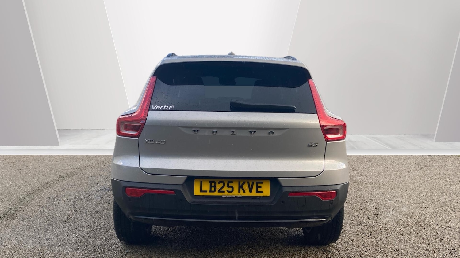 Used Volvo XC40 2025 for sale - 76821467: Photo 7