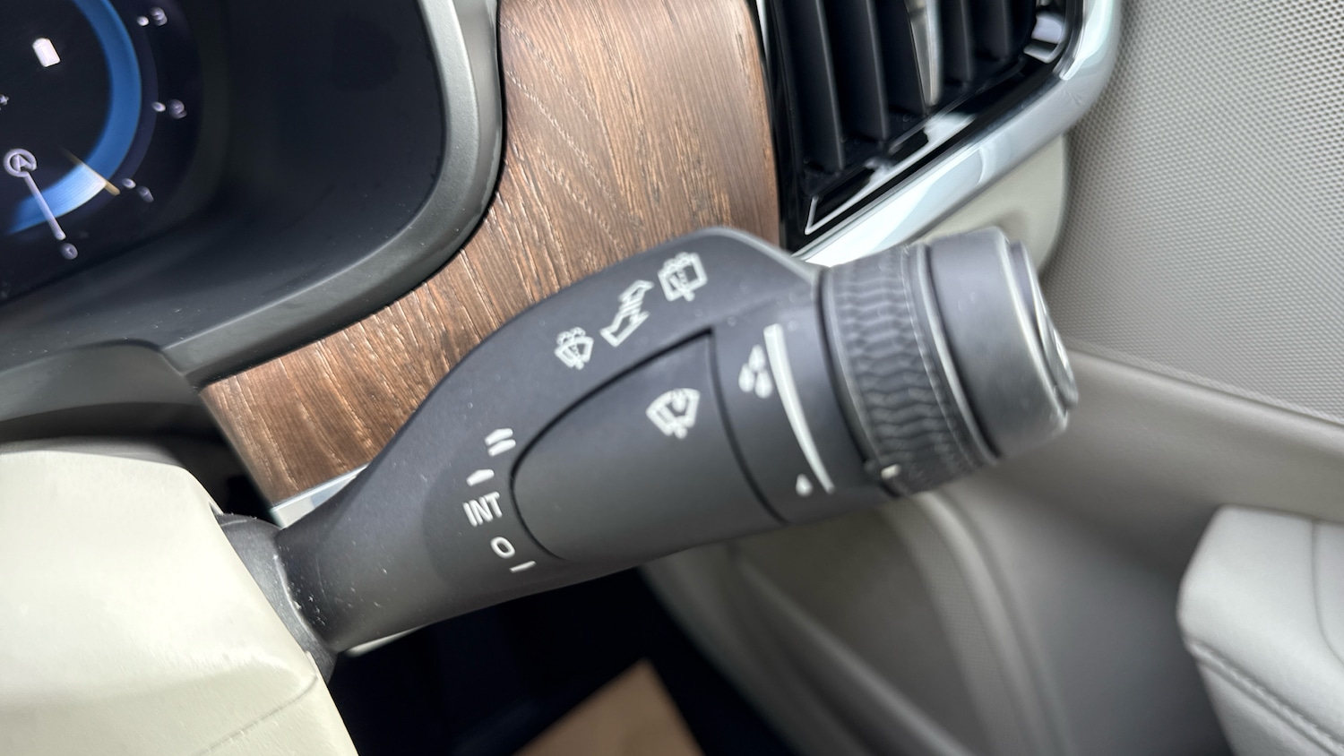 Used Volvo V90 2022 for sale - 76653284: Photo 25