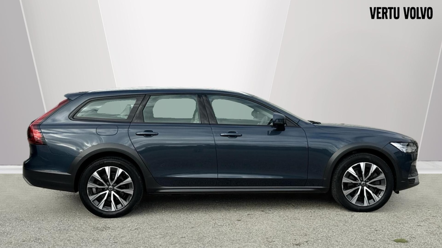 Used Volvo V90 2022 for sale - 76653284: Photo 3