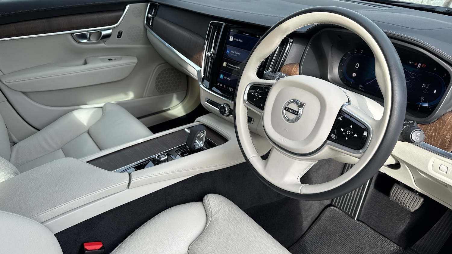 Used Volvo V90 2022 for sale - 76653284: Photo 5