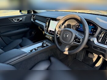 Used Volvo V60 2025 for sale - 77720954: Photo