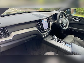 Used Volvo XC60 2024 for sale - 75724266: Photo