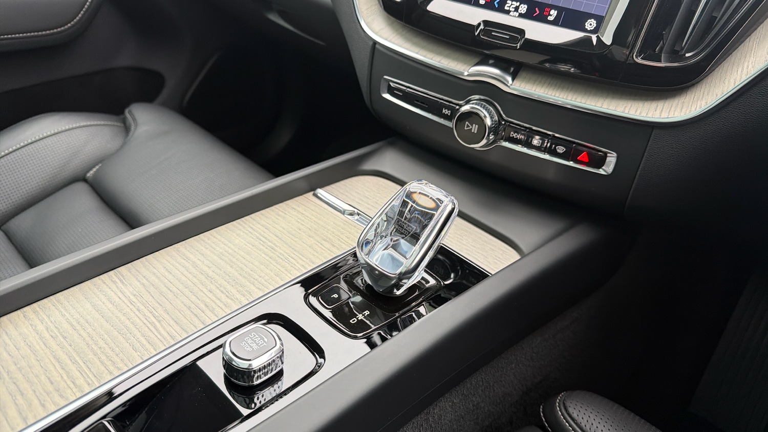 Used Volvo XC60 2022 for sale - 76653211: Photo 14