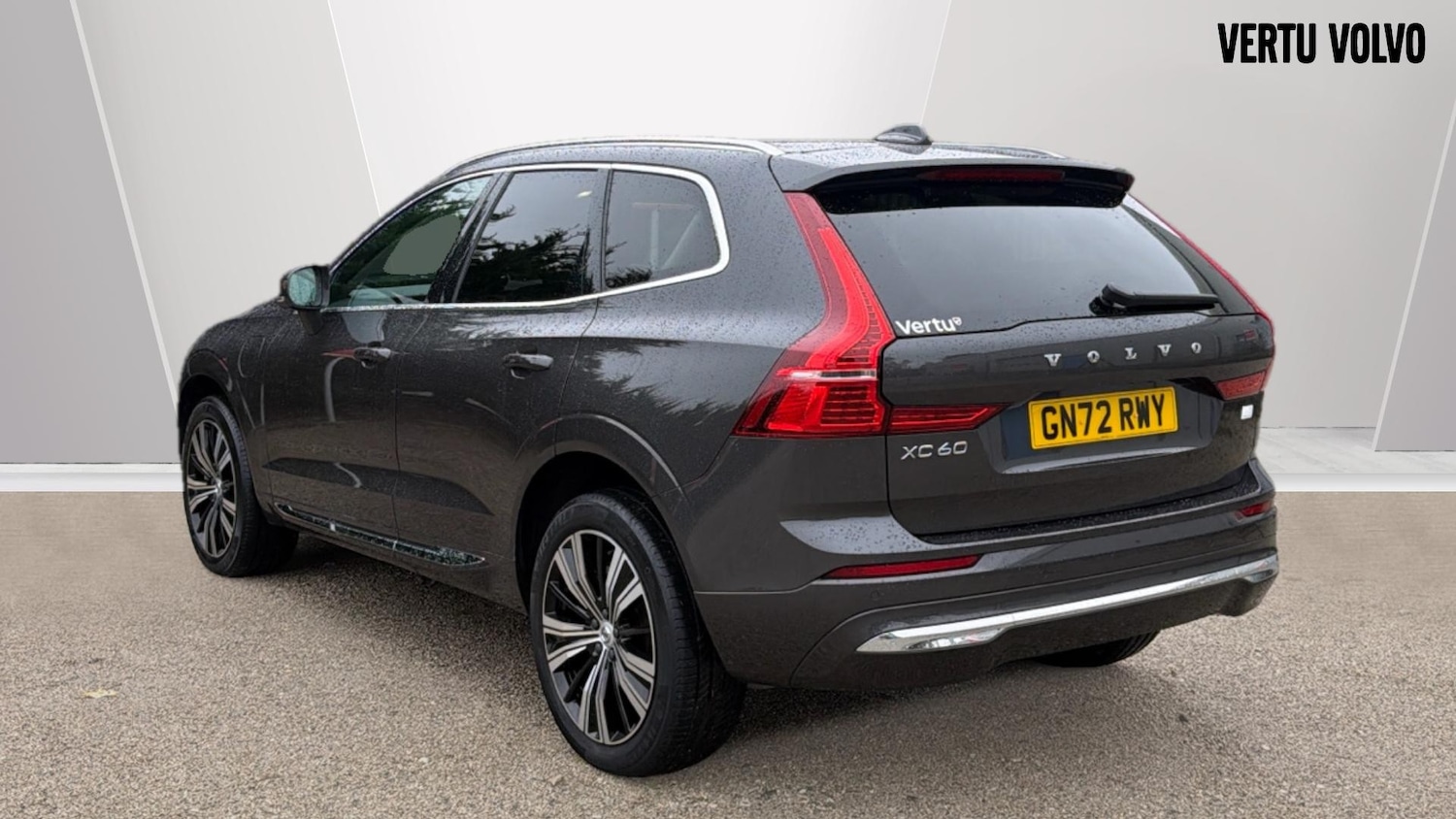 Used Volvo XC60 2022 for sale - 76653211: Photo 2