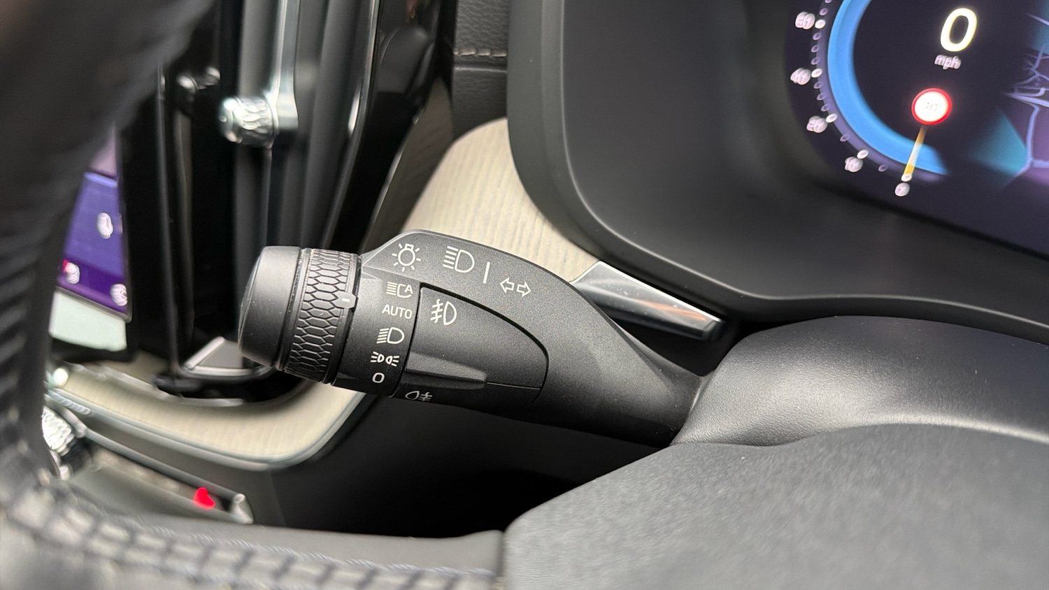 Used Volvo XC60 2022 for sale - 76653211: Photo 24