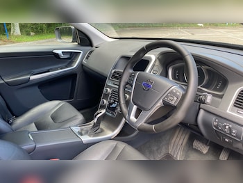 Used Volvo XC60 2015 for sale - 78956511: Photo