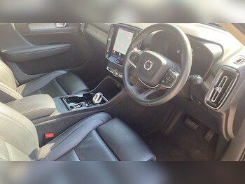 Used Volvo XC40 2023 for sale - 79140939: Photo