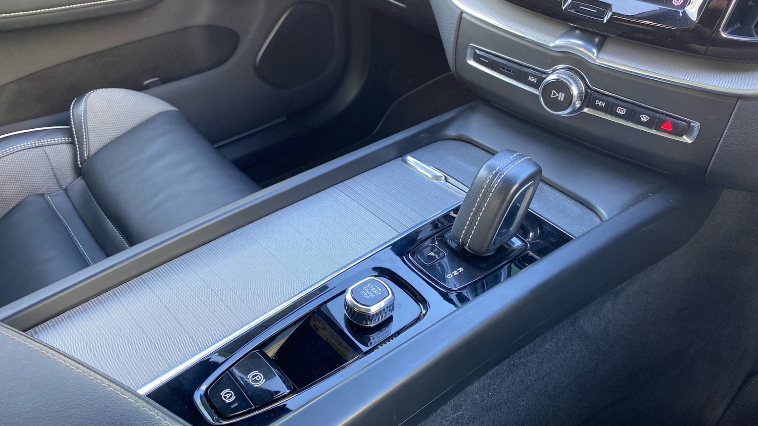 Used Volvo XC60 2022 for sale - 76653341: Photo 14