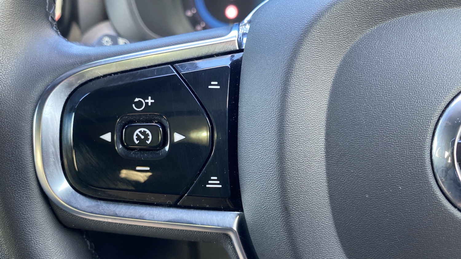 Used Volvo XC60 2022 for sale - 76653341: Photo 18