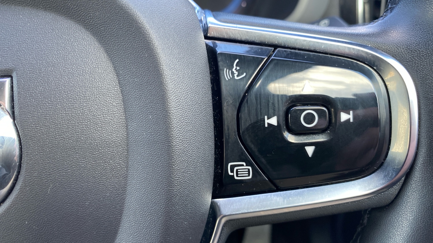 Used Volvo XC60 2022 for sale - 76653341: Photo 19