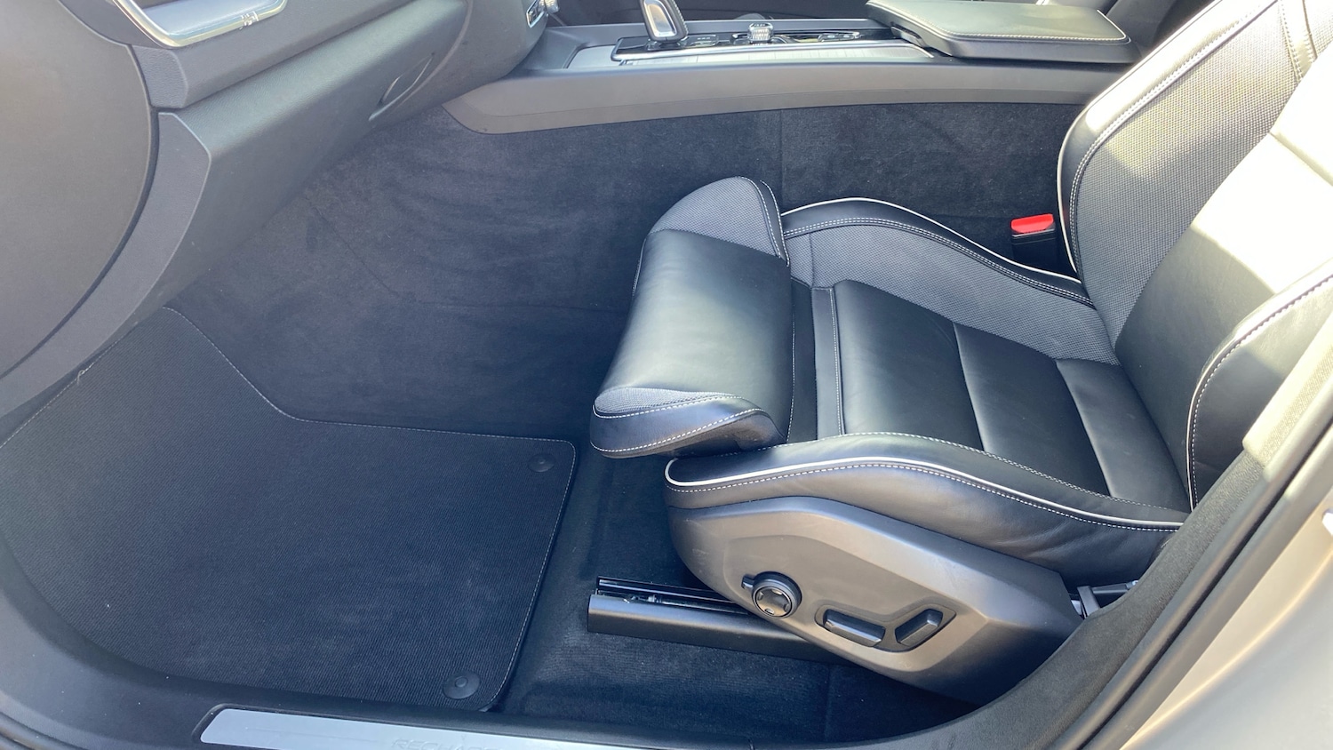 Used Volvo XC60 2022 for sale - 76653341: Photo 27