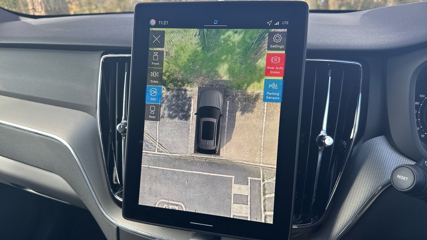 Used Volvo XC60 2025 for sale - 78133376: Photo 19