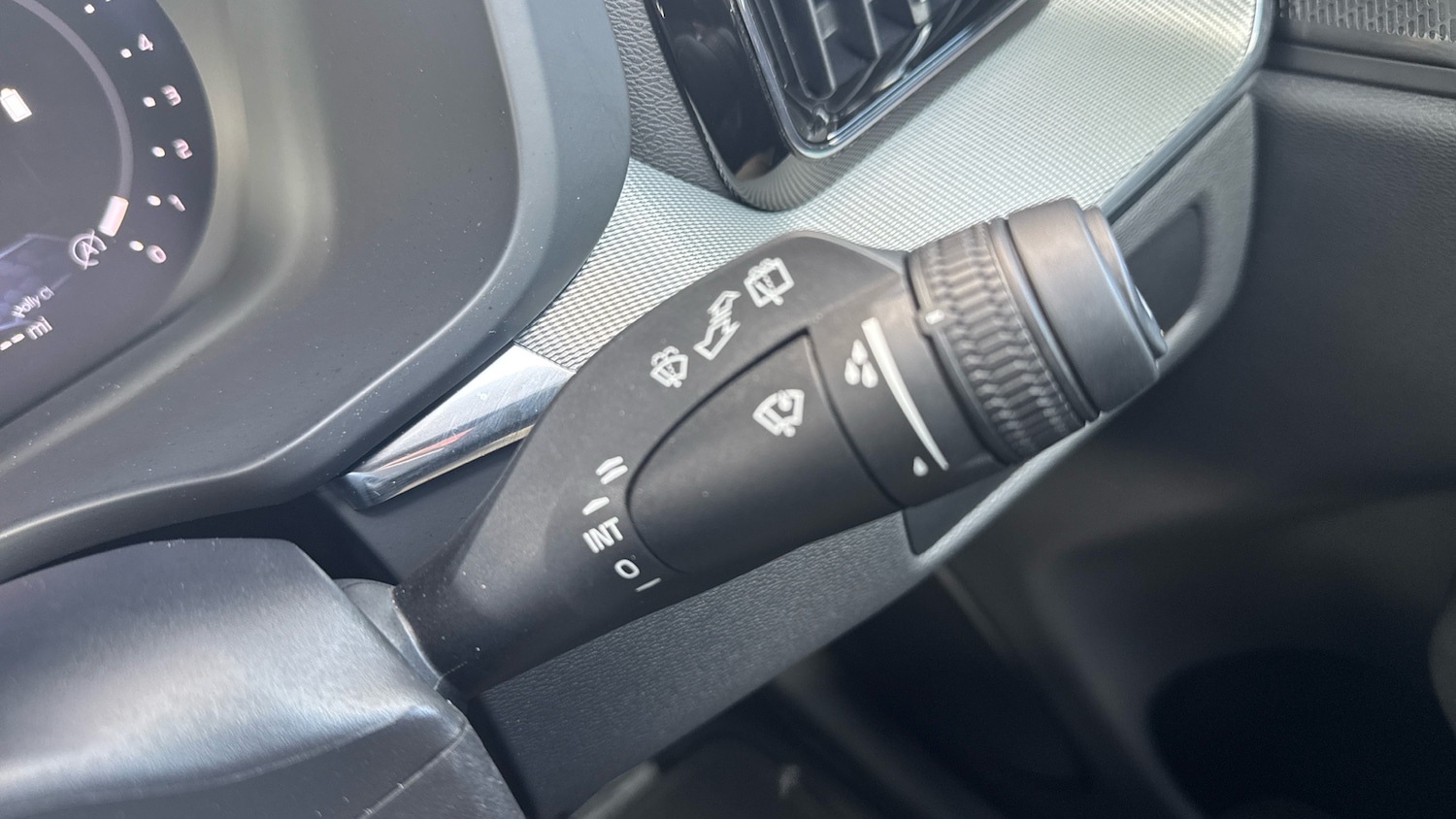 Used Volvo XC60 2025 for sale - 78133376: Photo 23