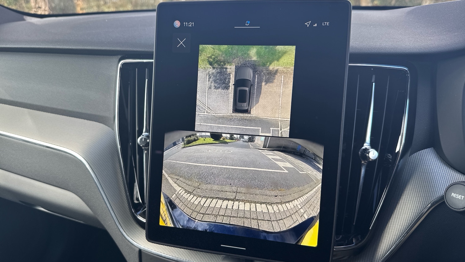 Used Volvo XC60 2025 for sale - 78133376: Photo 40