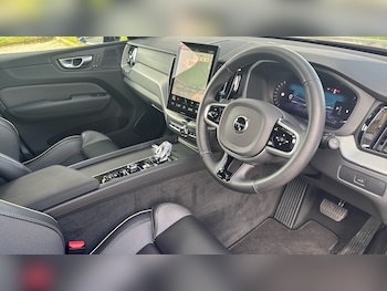 Used Volvo XC60 2025 for sale - 78133376: Photo