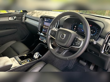 Used Volvo XC40 2024 for sale - 78344436: Photo