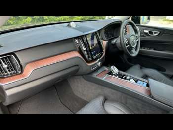 Used Volvo XC60 2023 for sale - 74683593: Photo