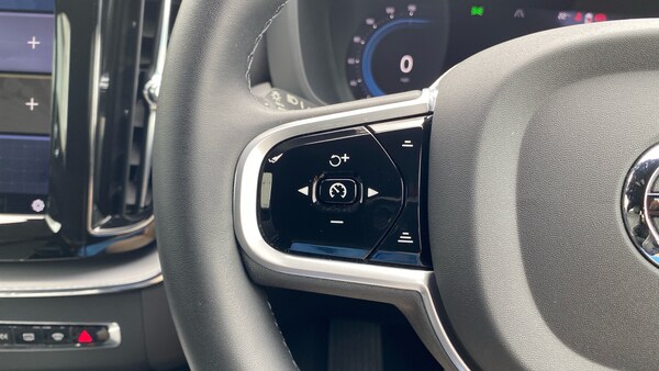Used Volvo XC60 2022 for sale - 75272577: Photo 18
