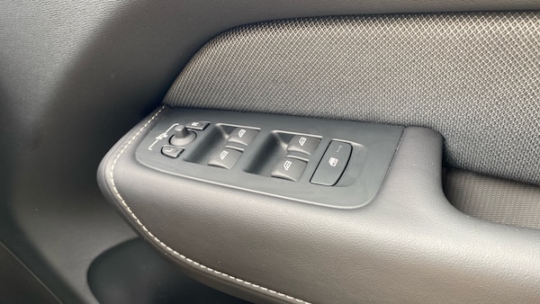 Used Volvo XC60 2022 for sale - 75272577: Photo 28