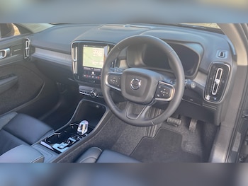 Used Volvo XC40 2026 for sale - 79165699: Photo