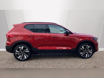 Used Volvo XC40 2025 for sale - 77375792: Photo