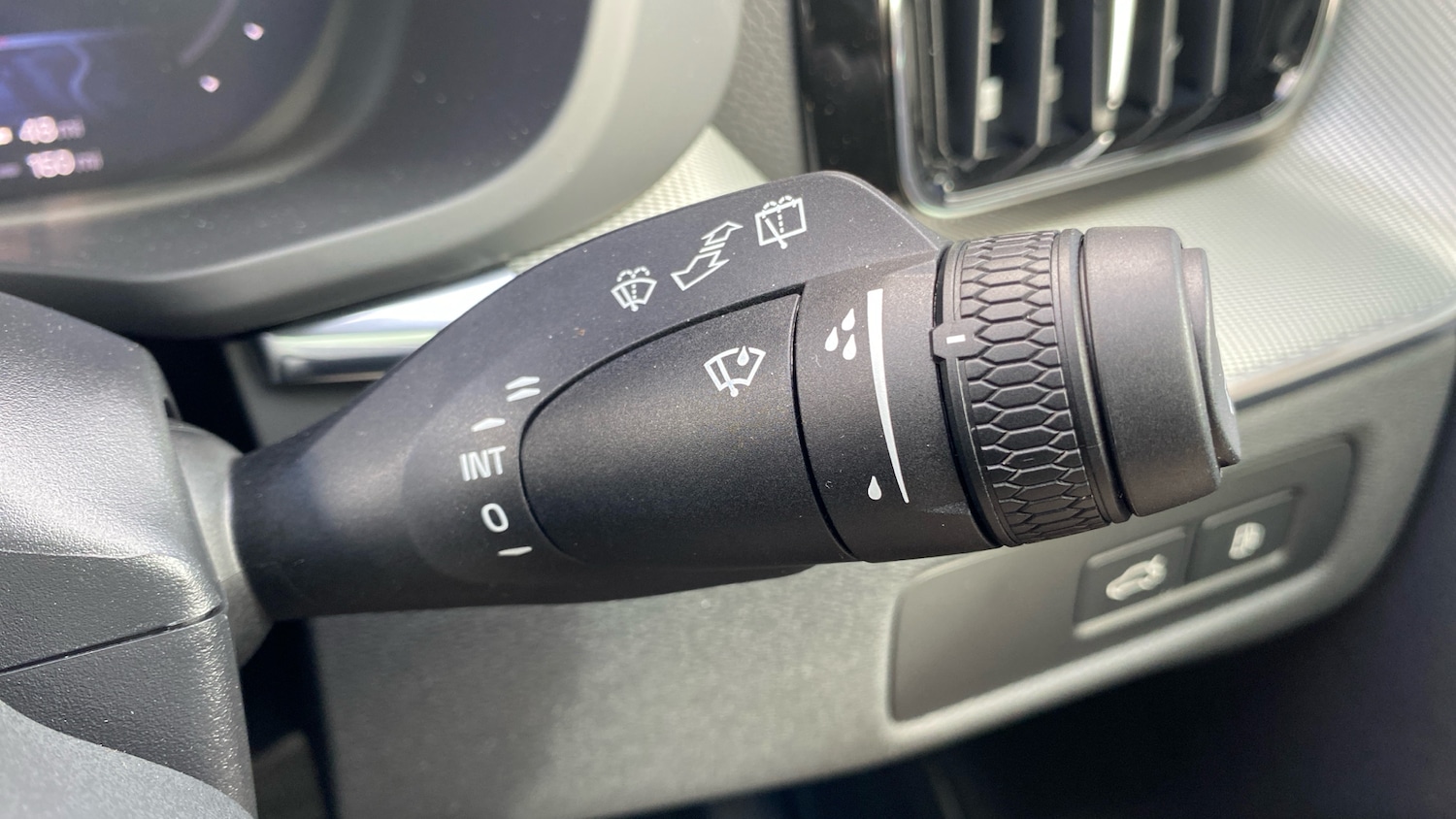 Used Volvo XC60 2025 for sale - 77447019: Photo 25